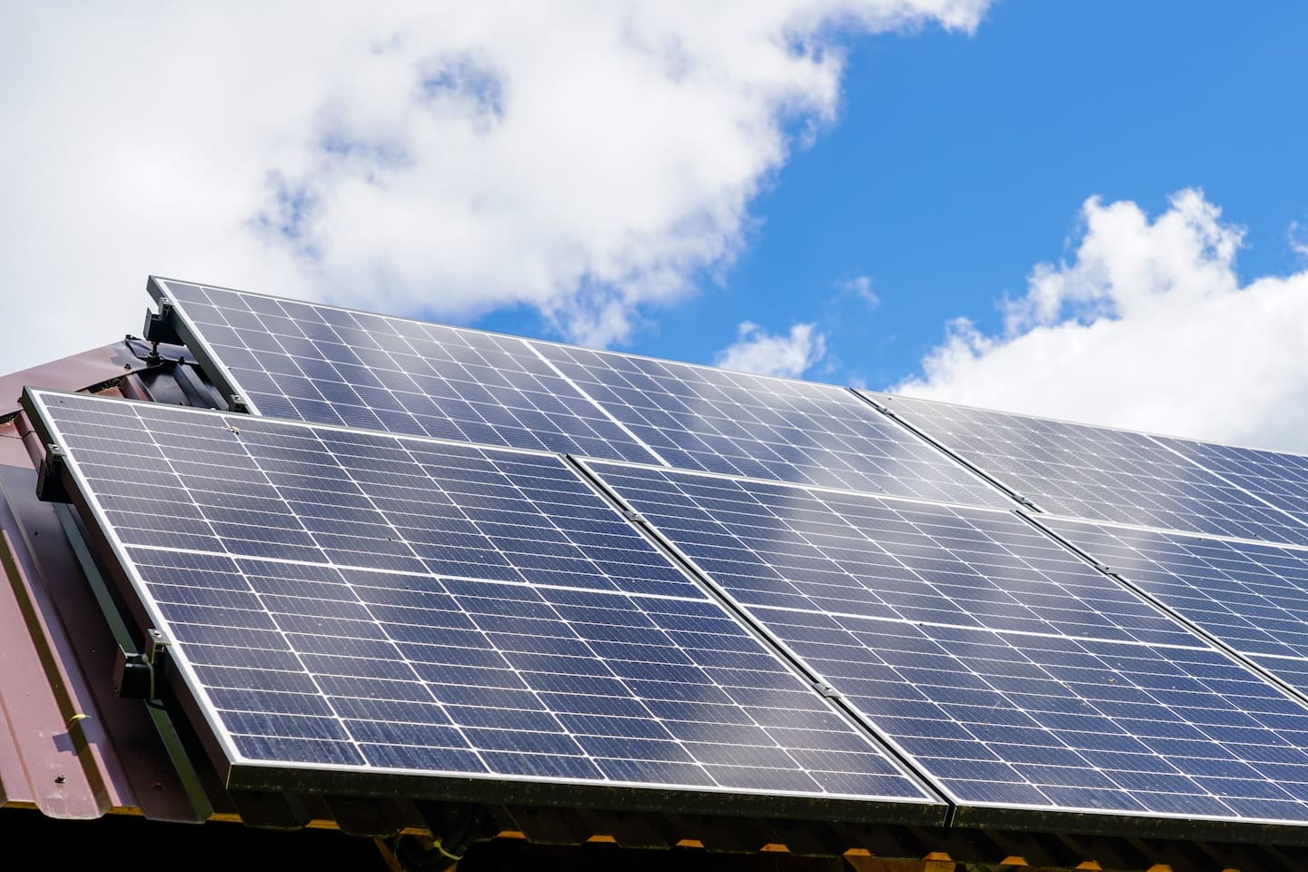 Do Solar Panels Work On Cloudy Days In Ireland