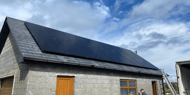 Do solar panels work on cloudy days